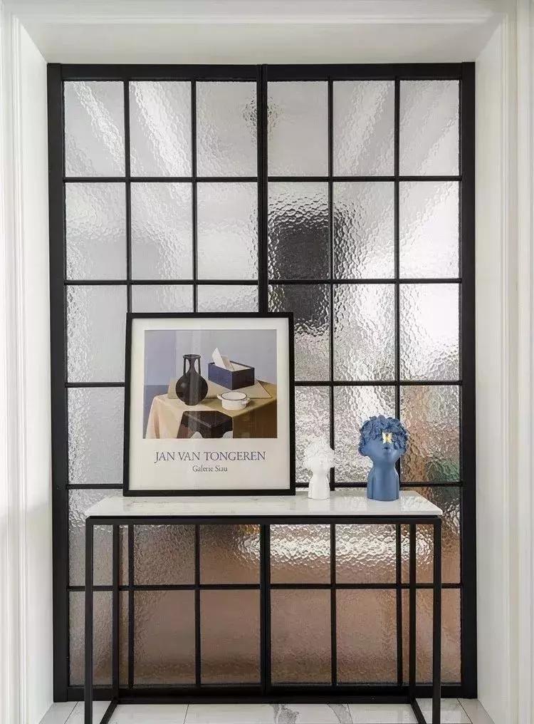 玻璃隔断墙能拆除吗,家里砸了重新装修