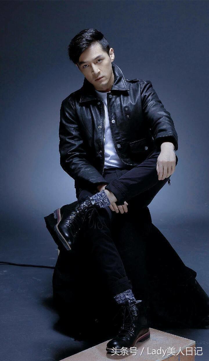 男生穿起来很酷的外套男童,才子男装皮夹克冬装机车皮外套