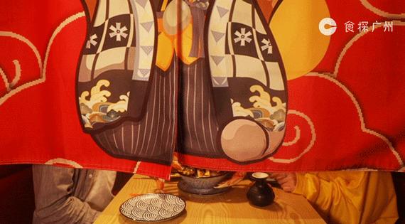 *力暴**日料店，叫我用钳子吃！