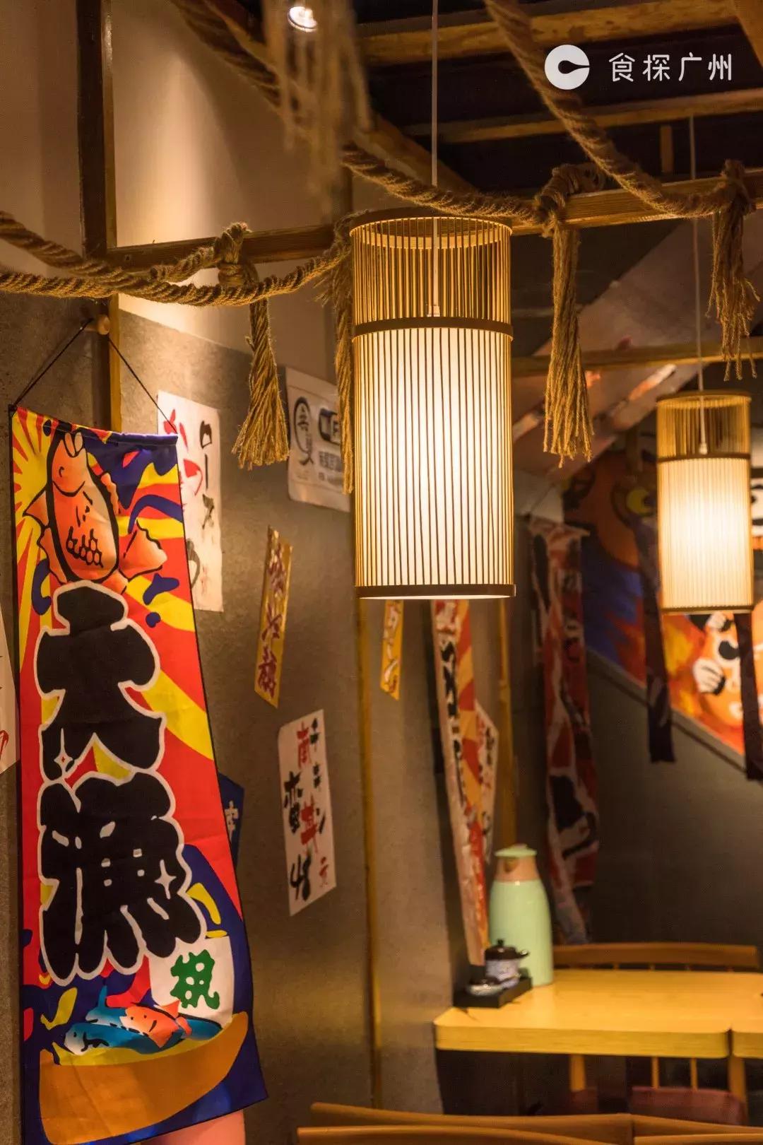 *力暴**日料店，叫我用钳子吃！