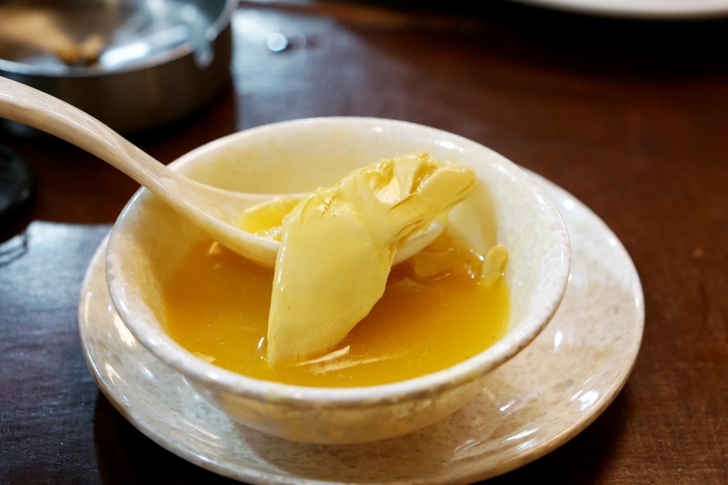 五分钟搞定港式花胶鸡火锅,清汤花胶鸡火锅