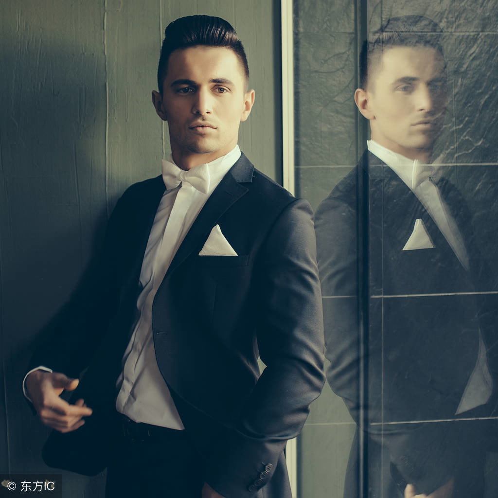 怎么区分职业装和休闲装,职业装和正装有区别吗