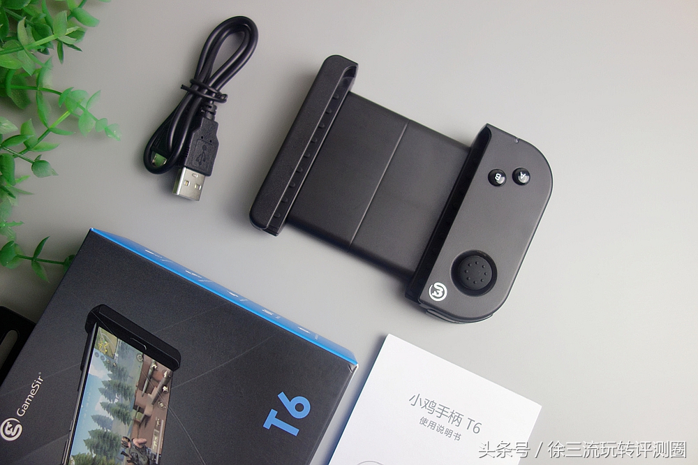 小鸡t6手柄玩吃鸡,小鸡t6游戏手柄