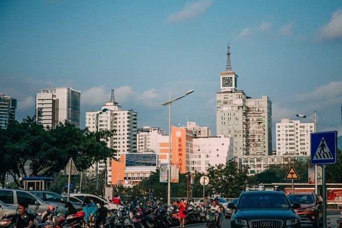带你到三亚感受不一样的美食美景,三亚旅游必吃的美食清单大全