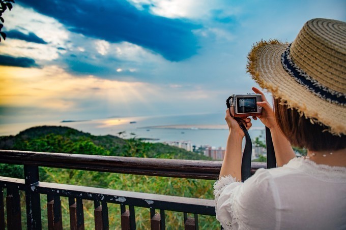 带你到三亚感受不一样的美食美景,三亚旅游必吃的美食清单大全