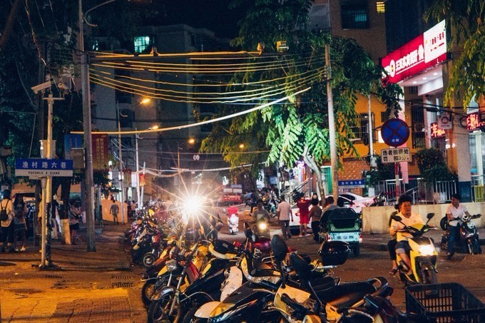 带你到三亚感受不一样的美食美景,三亚旅游必吃的美食清单大全