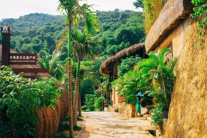 带你到三亚感受不一样的美食美景,三亚旅游必吃的美食清单大全