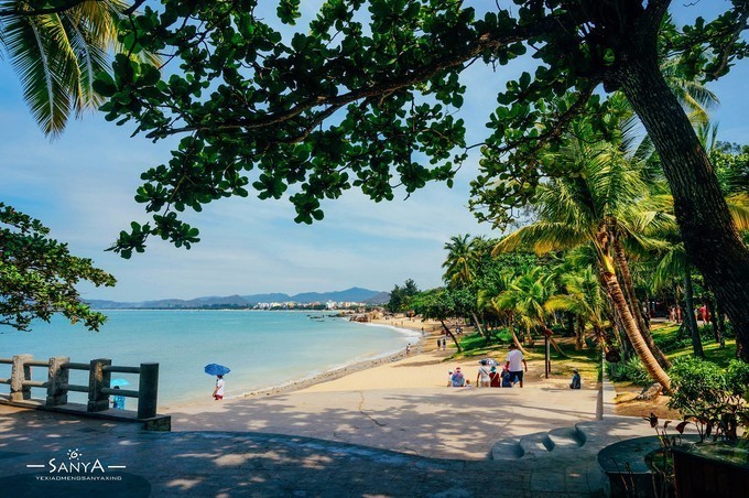带你到三亚感受不一样的美食美景,三亚旅游必吃的美食清单大全