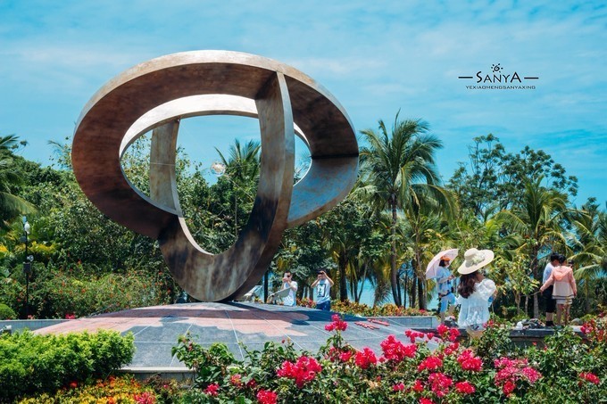 带你到三亚感受不一样的美食美景,三亚旅游必吃的美食清单大全