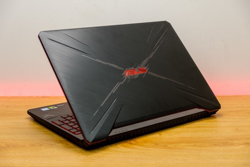 华硕飞行堡垒6笔记本怎么样,华硕飞行堡垒6代i5评测