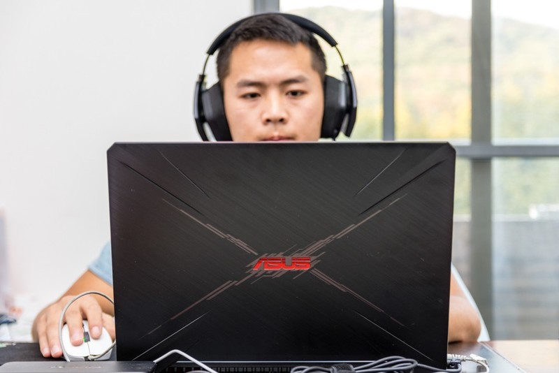 华硕飞行堡垒6笔记本怎么样,华硕飞行堡垒6代i5评测