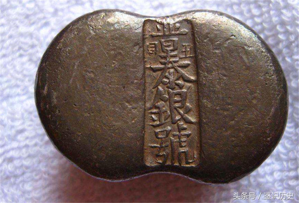 胡雪岩的银号面临倒闭，波及清朝经济，左宗棠用一办法力挽狂澜