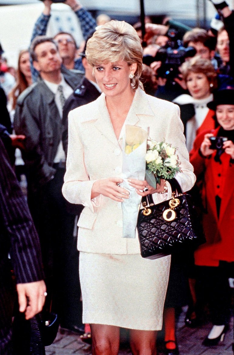 关于手袋品牌名字,手袋名称