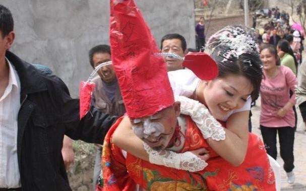 女孩出嫁穿衣服讲究,女孩出嫁穿衣服有讲究