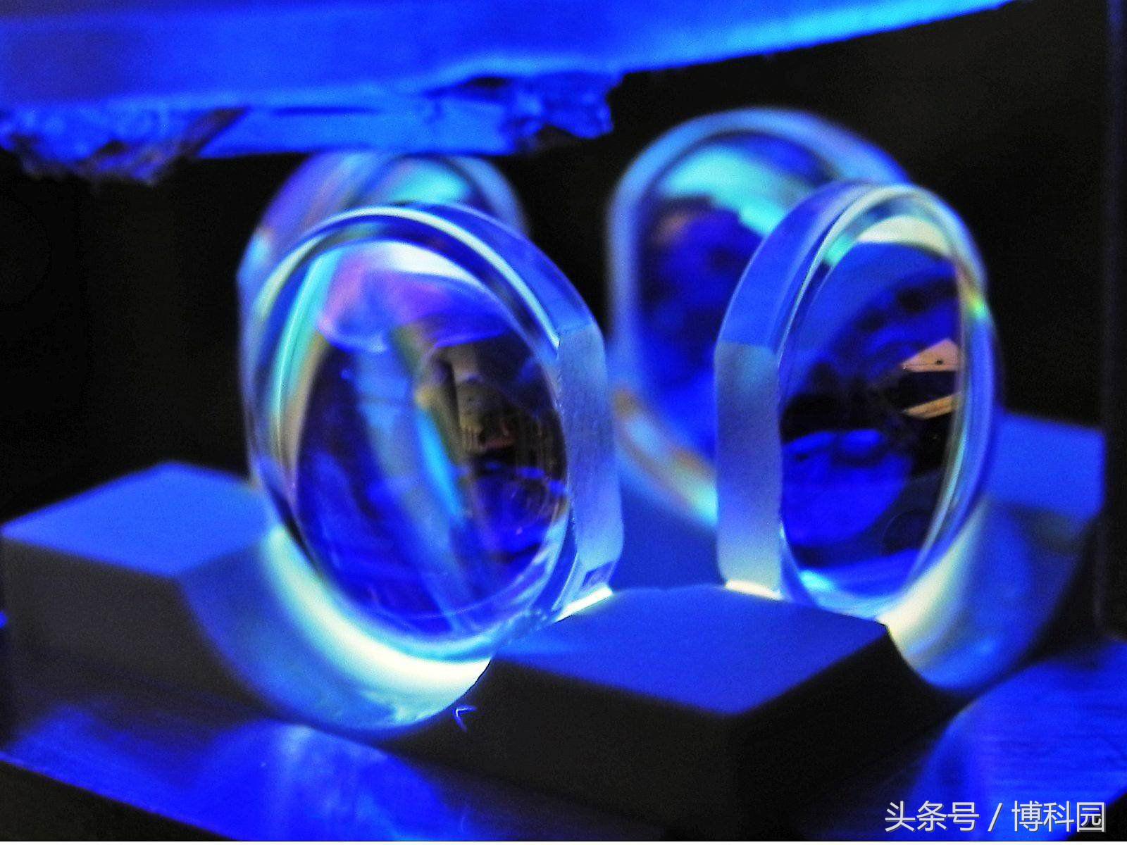 还记得“量子足球”吗?量子足球中的更多目标