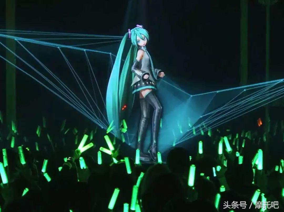 我来到了这些摩托车出生的地方，有幸试驾了一辆“特产CB”