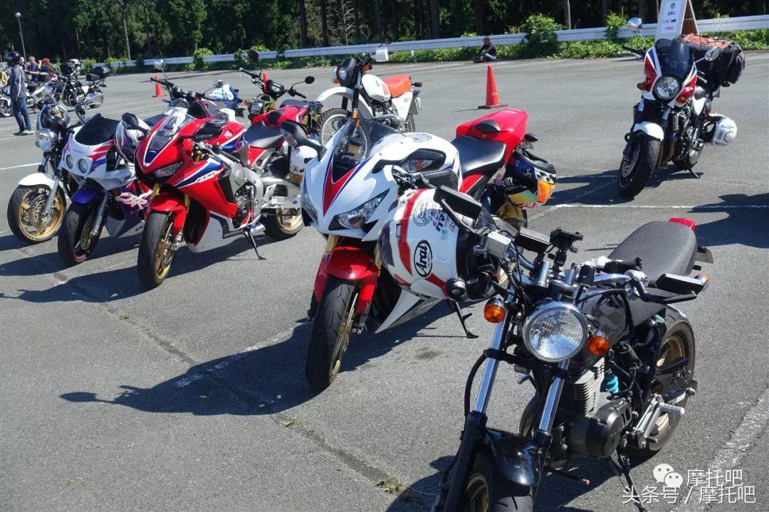 我来到了这些摩托车出生的地方，有幸试驾了一辆“特产CB”