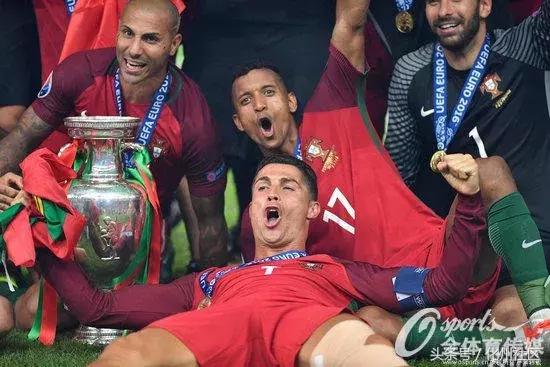 五年岁月已如烟，穆里尼奥C罗梦剧场再聚首