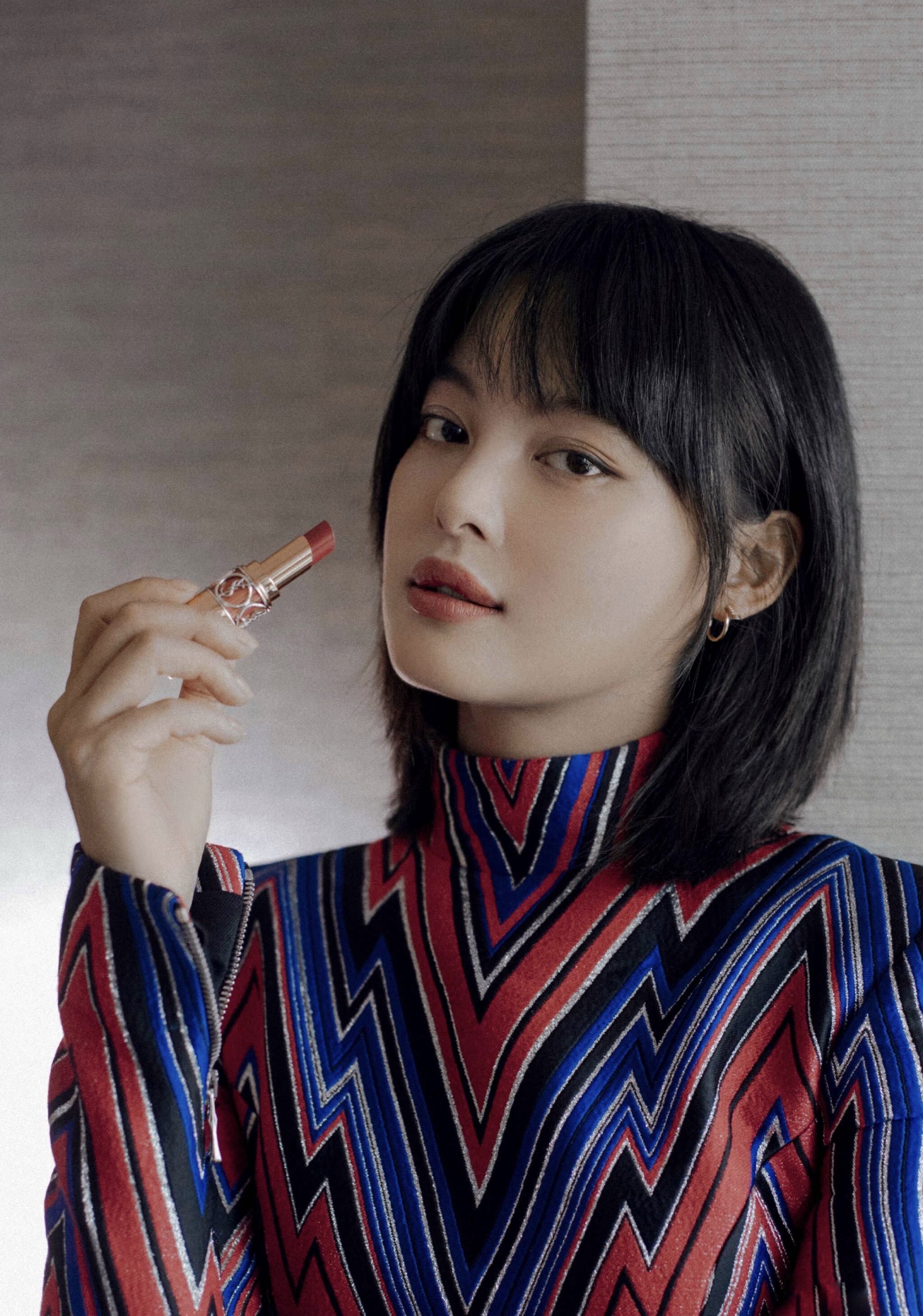 花儿与少年辛芷蕾的发型教程,辛芷蕾发型火了一秒变高级脸