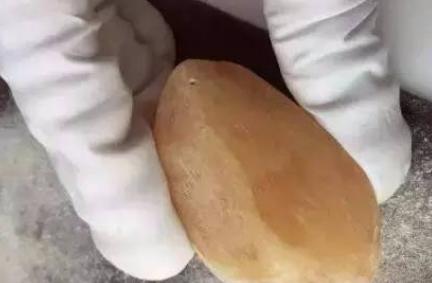 蜜蜡原石如何打磨,蜜蜡怎么玩玉化快