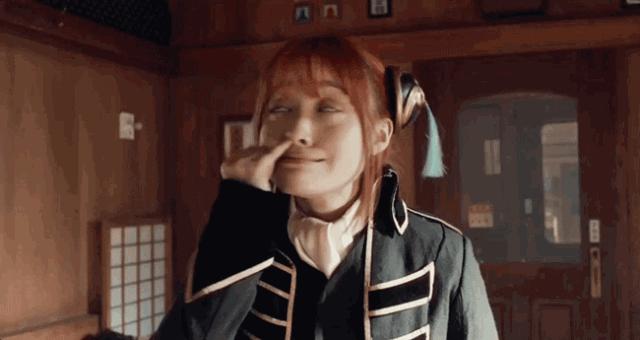 桥本环奈红框眼镜,桥本环奈可爱眼妆