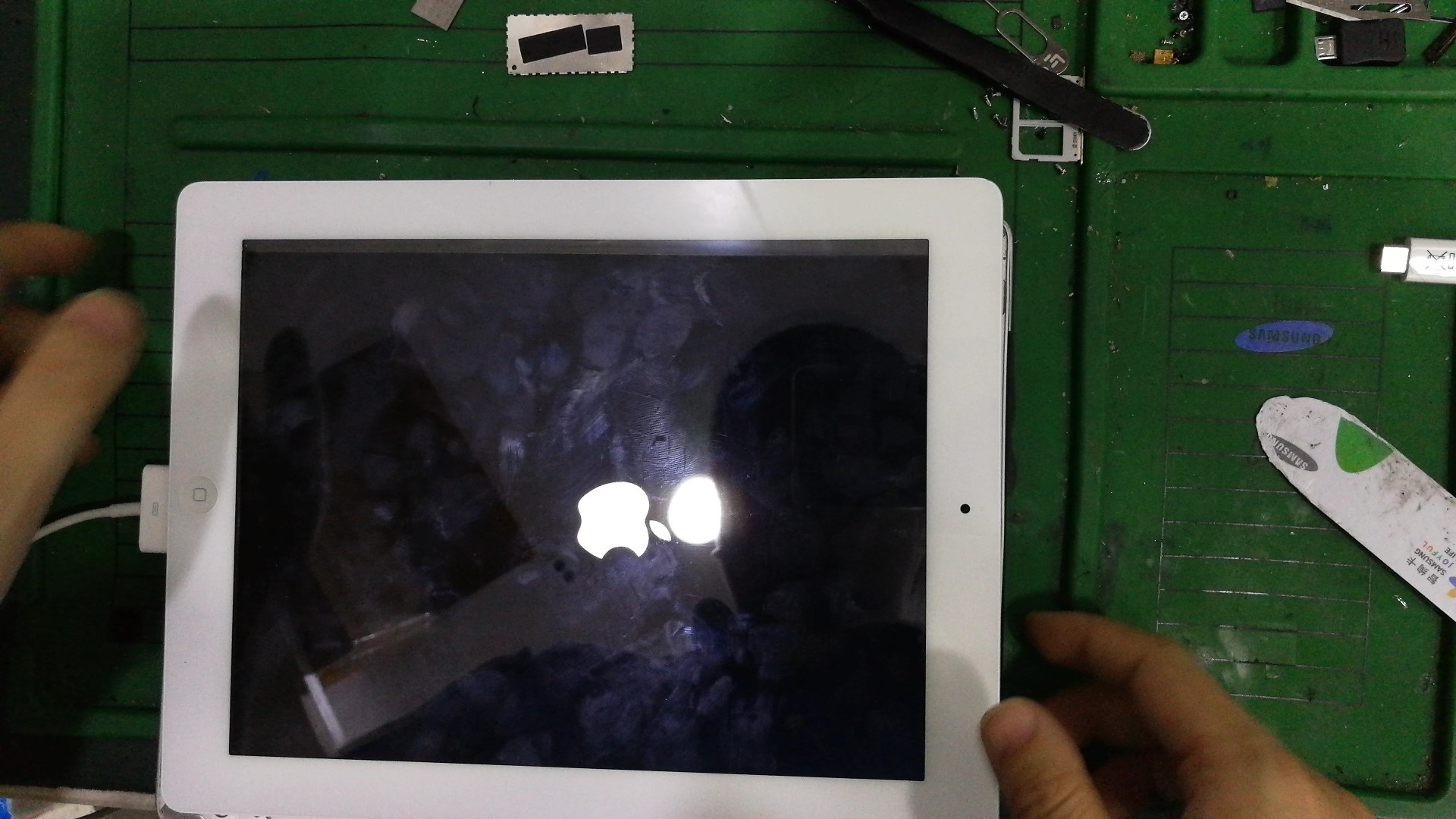 ipad3忘记密码和id密码简单恢复,ipad3插卡版硬解id锁激活