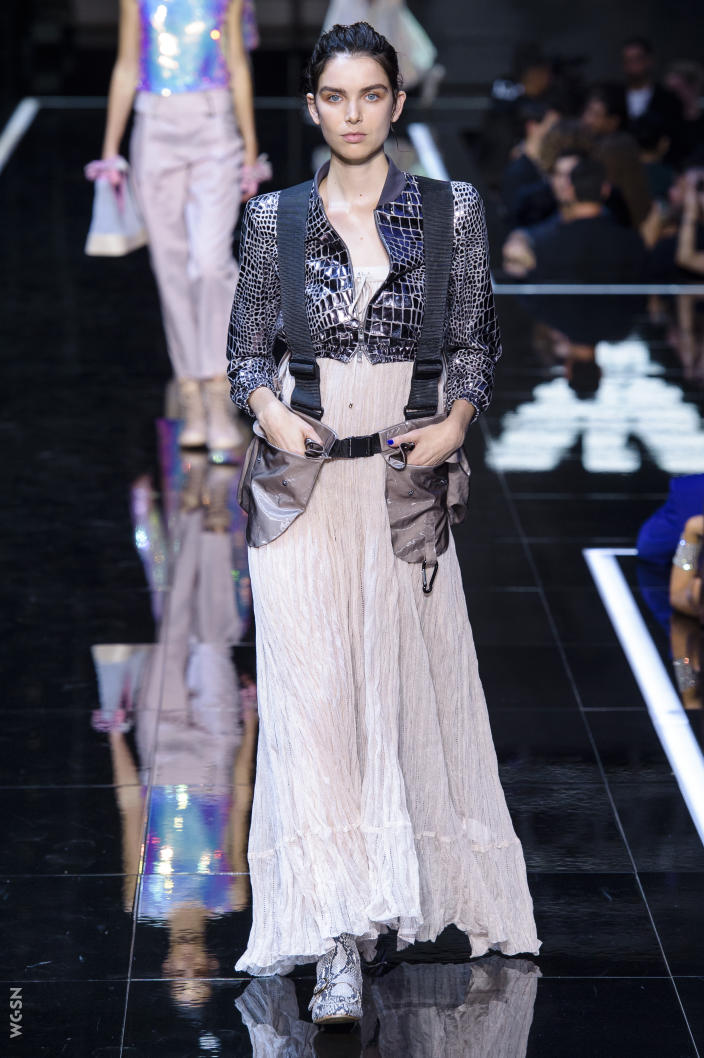 2019秋冬emporioarmani,emporioarmani2023秋冬女装系列时装秀