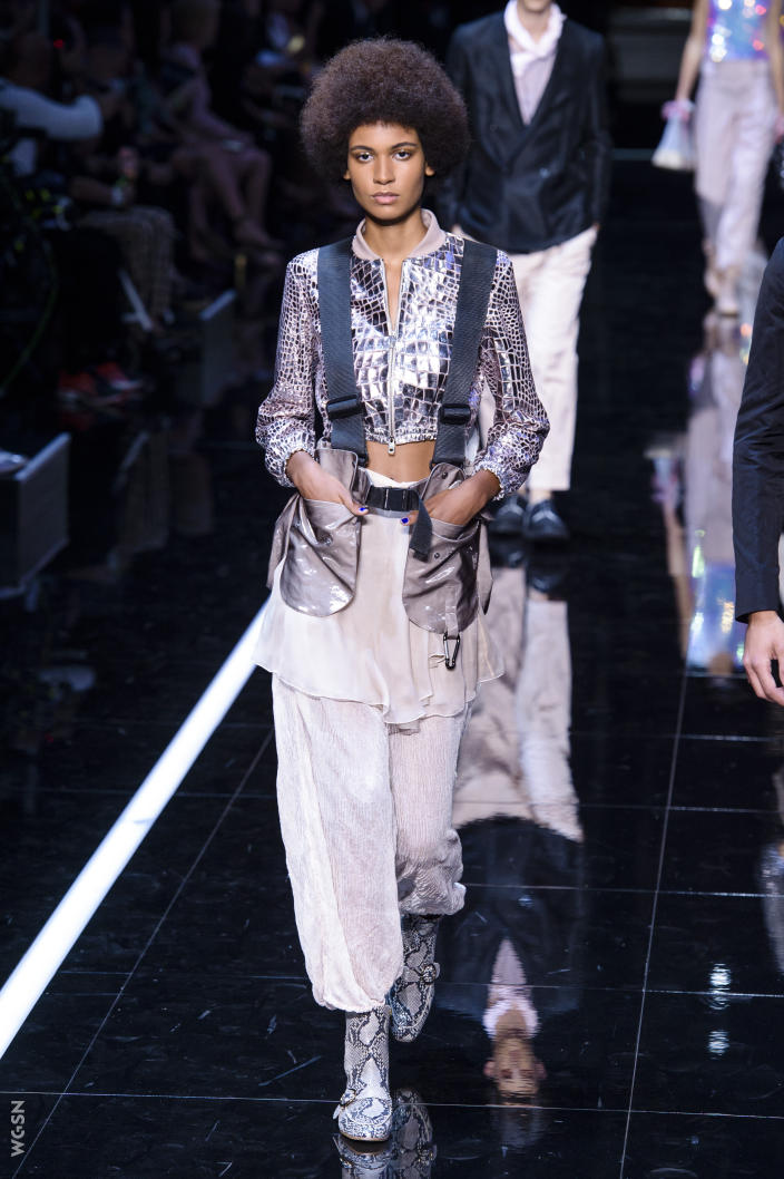 2019秋冬emporioarmani,emporioarmani2023秋冬女装系列时装秀