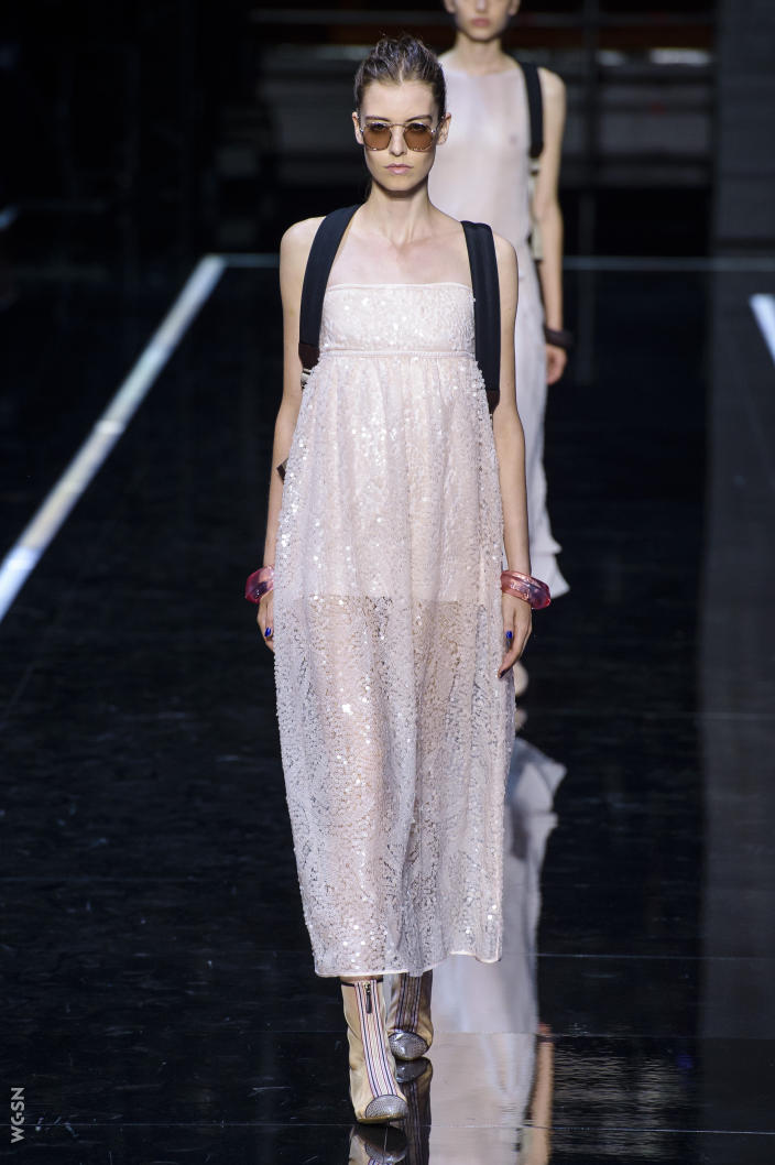 2019秋冬emporioarmani,emporioarmani2023秋冬女装系列时装秀