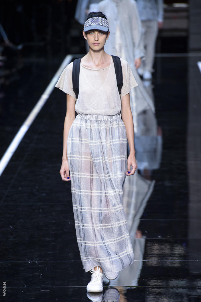 2019秋冬emporioarmani,emporioarmani2023秋冬女装系列时装秀