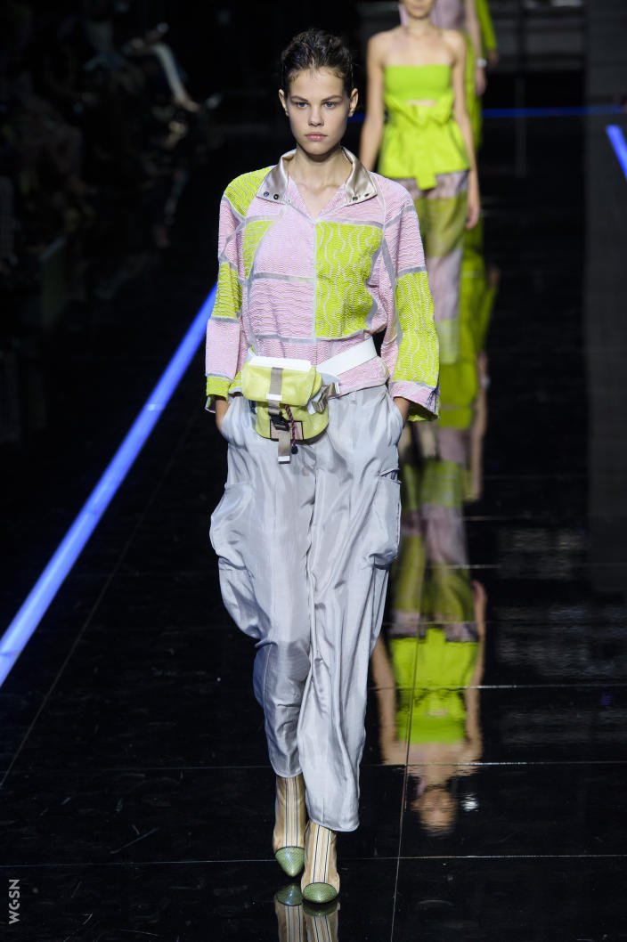 2019秋冬emporioarmani,emporioarmani2023秋冬女装系列时装秀