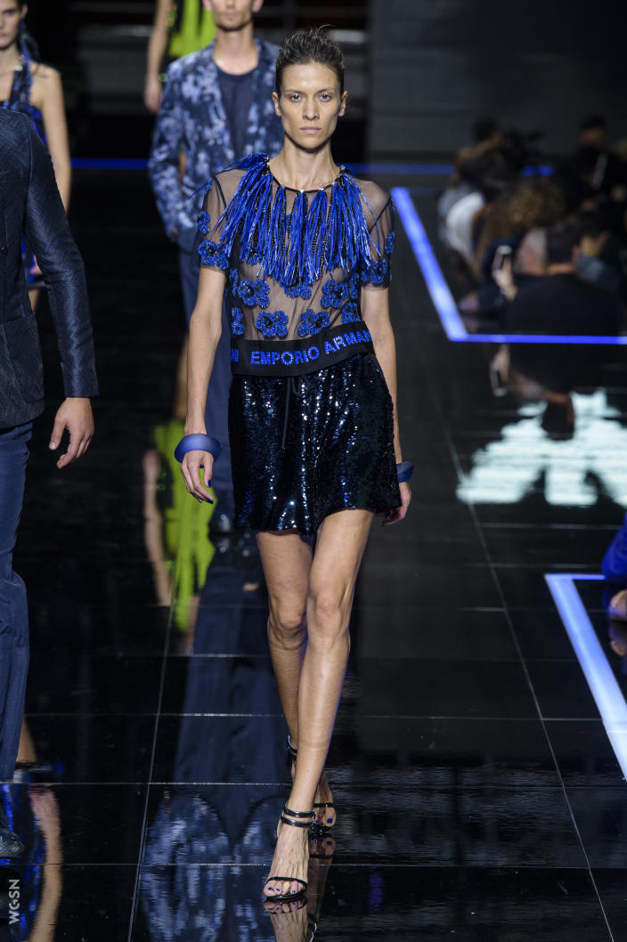 2019秋冬emporioarmani,emporioarmani2023秋冬女装系列时装秀