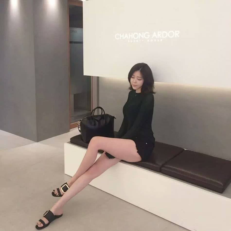 祛痘多喝水能有效果吗?在水里加上这两物就够了