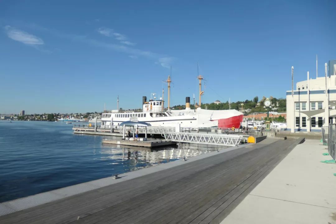 松下100-300mm镜头测评,松下zs110与松下zs70画质哪个好