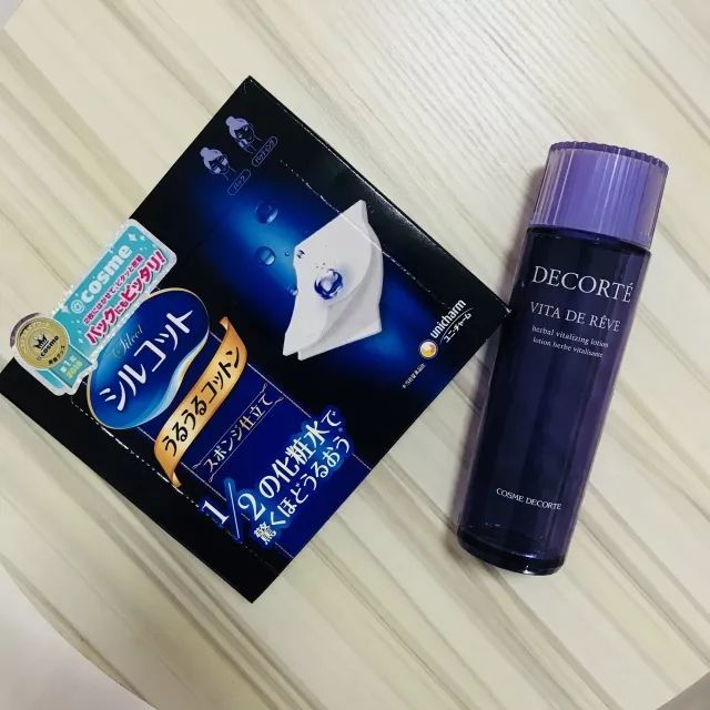 姑娘不会化妆,新手化妆入门怎么卸妆