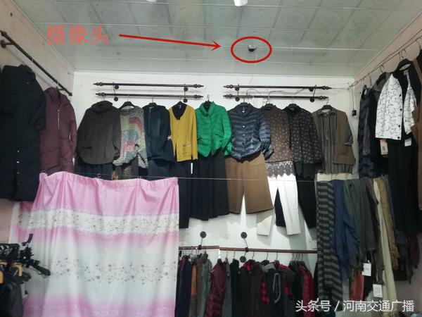 女子超市试衣间偷衣服,新乡女子偷衣服