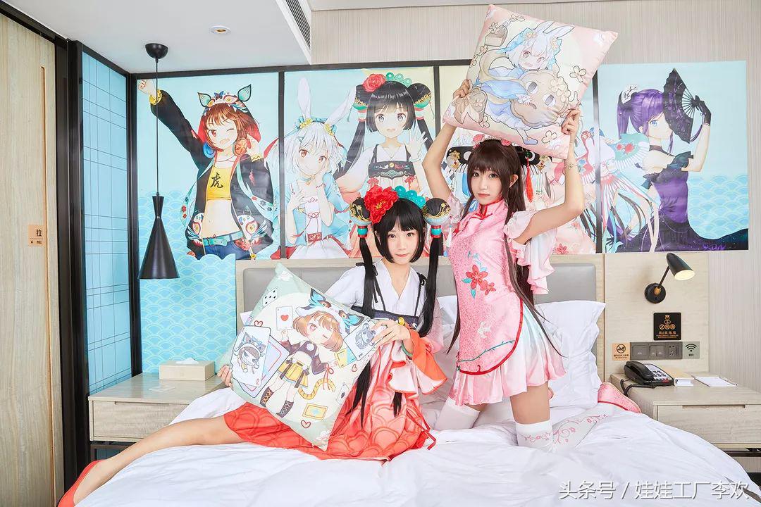 跟踪两位美少女进入酒店……发现了了不得的新天地！