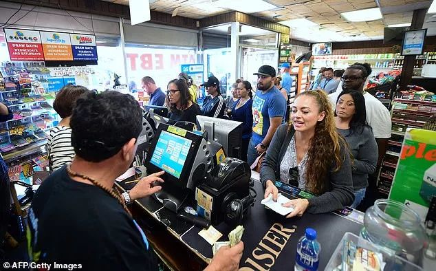 史上最高彩票中奖金额美国,最强锦鲤中奖16亿