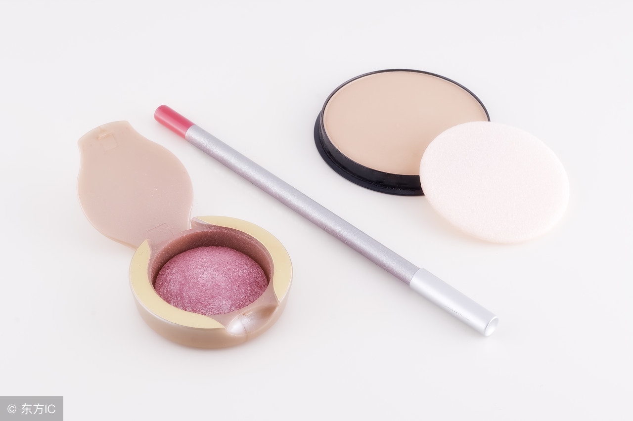 化妆教程眼线怎么画,化妆眼线的正确方法