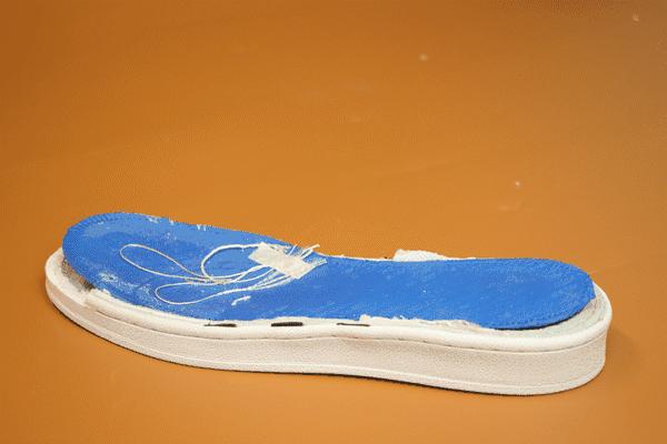 阿迪达斯superstar贝壳脚感,阿迪达斯经典贝壳头小白鞋