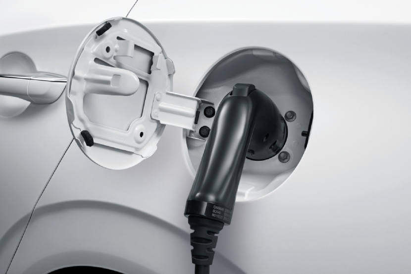 纯电动长安逸动ev460网约版多少钱,沉浸式体验长安逸动ev460