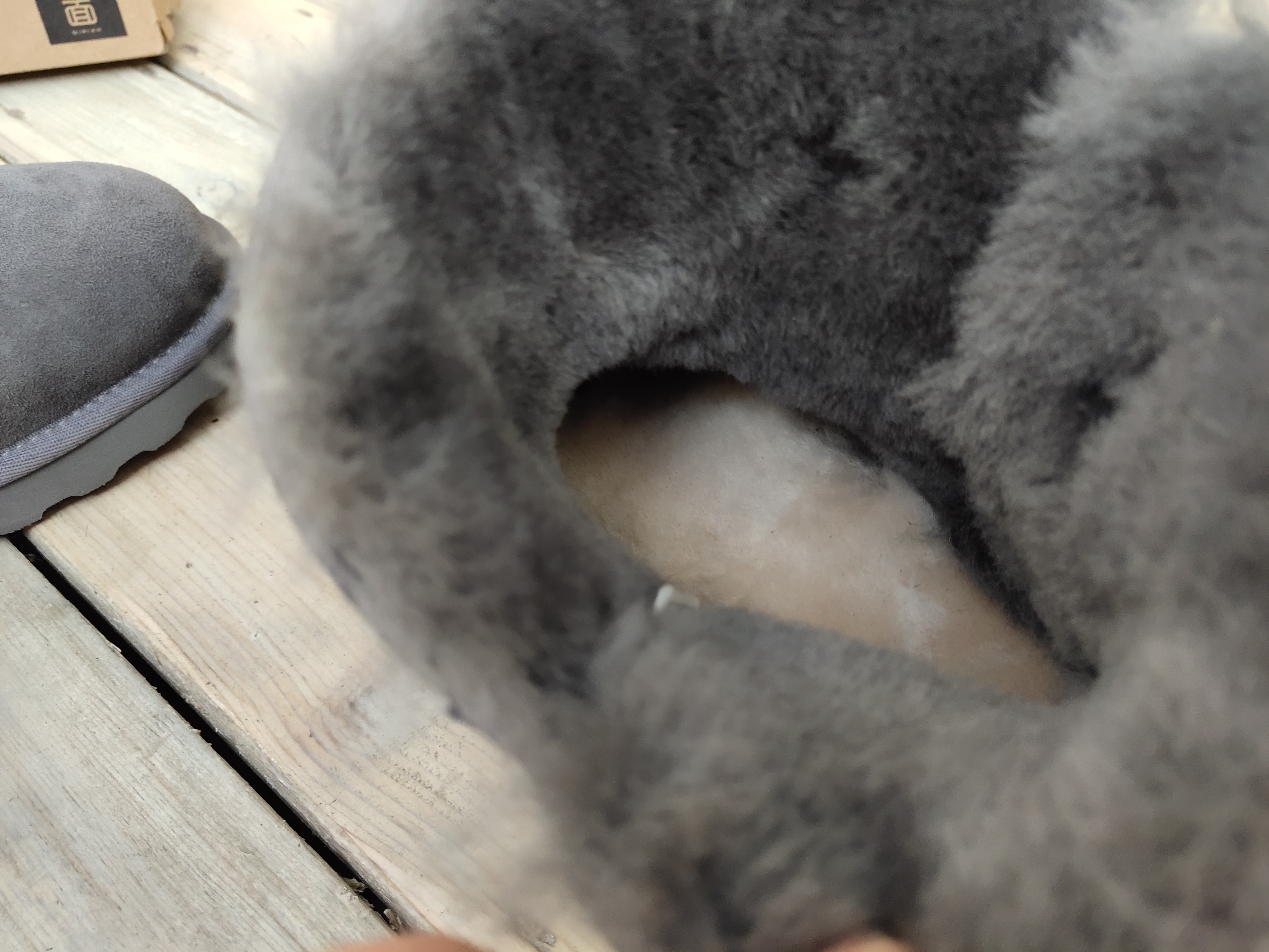 中筒抗寒雪地靴,可以防雪的雪地靴女