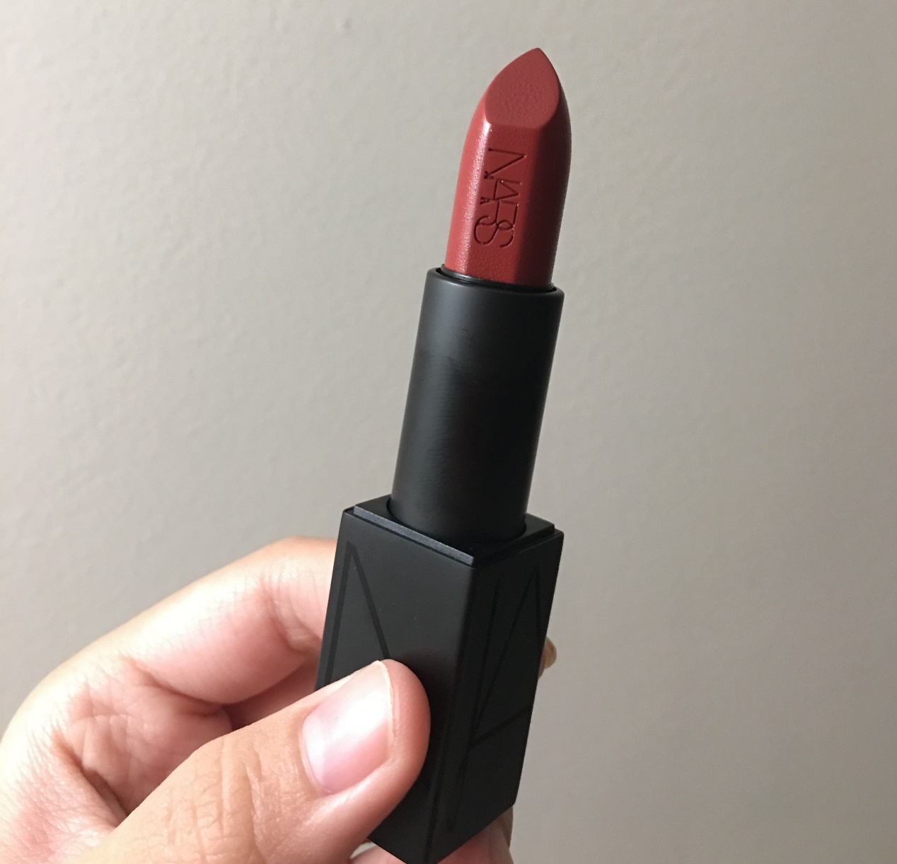 nars口红断货王黑管,nars断货王