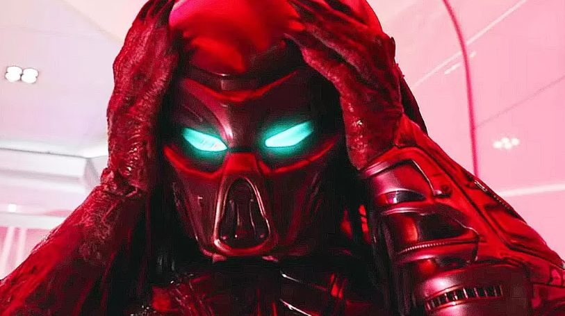 《铁血战士》：外星人打外星人，“钢铁侠”竟成最大赢家