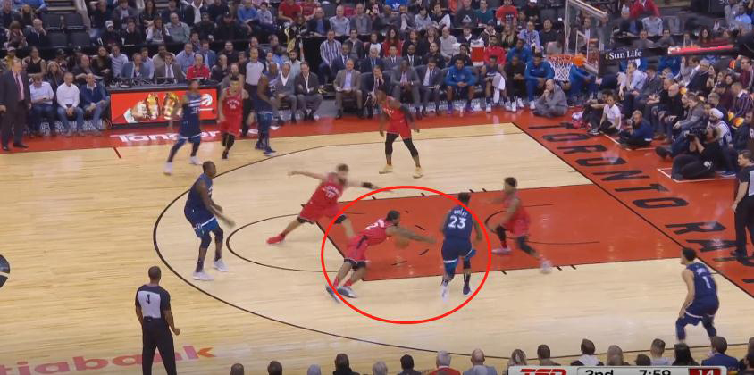 篮球场上的神级操作震惊全场,神操作篮球