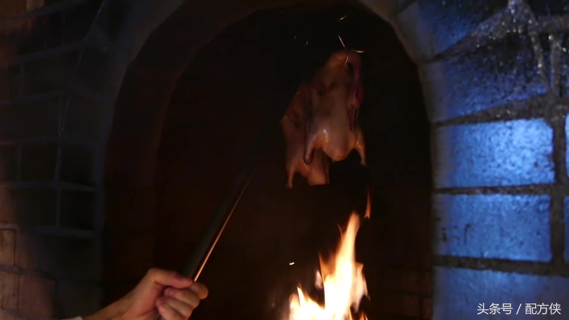 近距离看北京烤鸭的制作流程与配方，原来全是不能说的秘密