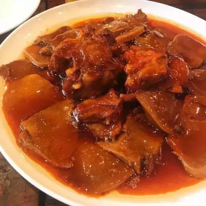 全长47000m，39个车站，天津地铁6号线最全美食攻略来了！