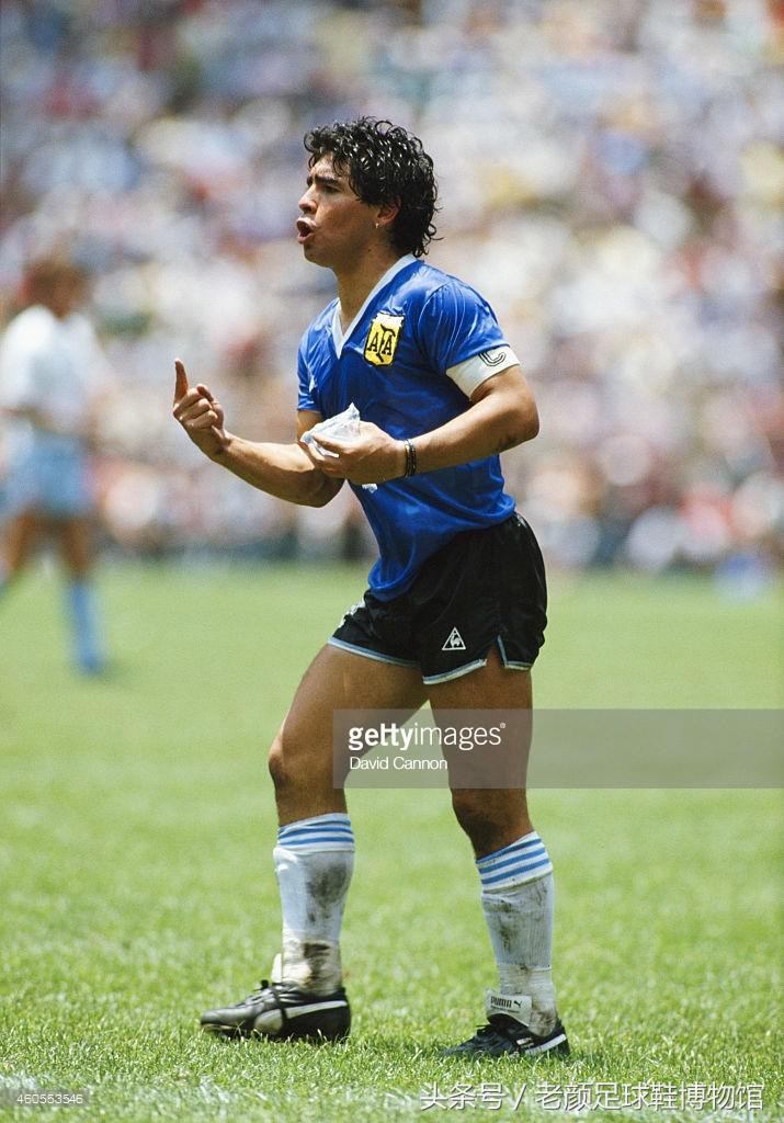 马拉多纳签名足球鞋,马拉多纳世界杯夺冠球鞋