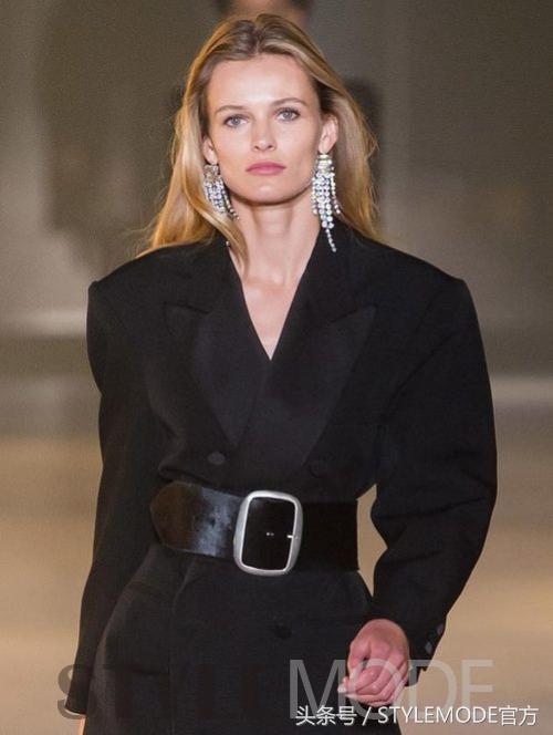 妈妈们的时尚穿搭推荐,时髦妈妈的必备单品