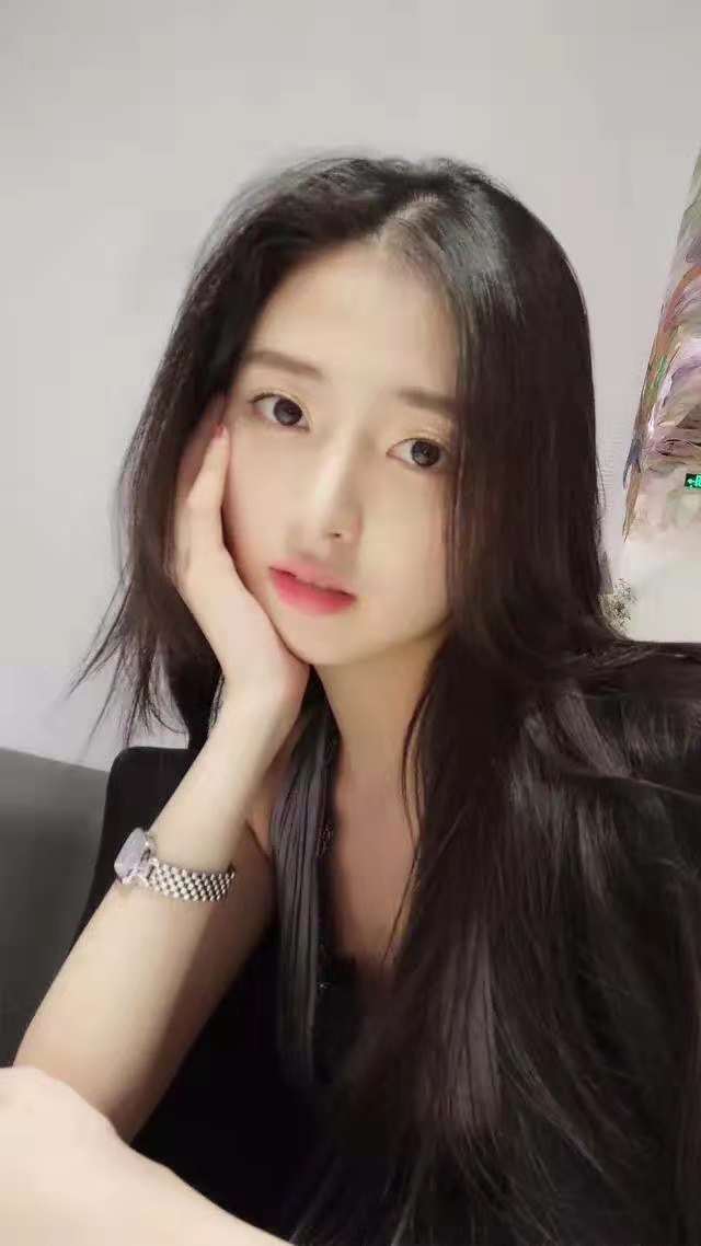 逝者已远去活着的人还要继续前行,逝者已逝生者还要继续生活